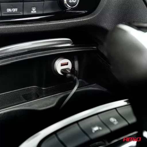 Amio Autós töltő 2x USB-A 2.1A 12/24V