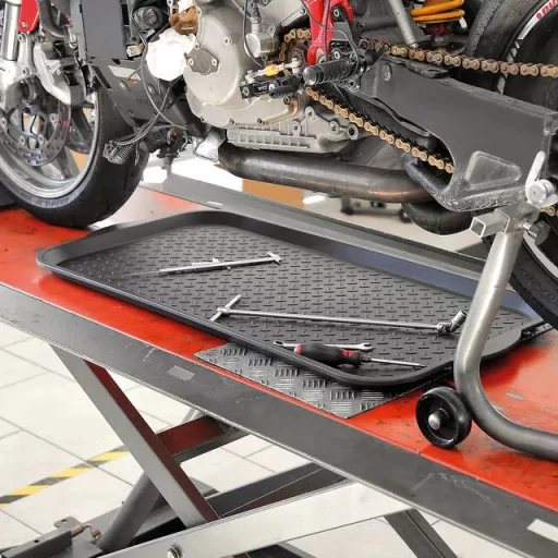 Merev Tálca csomagtartóba 94x48cm