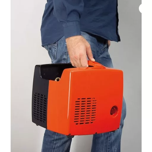 Hordozható légkompresszor 8bar 1,1kW, 180L/min, Black+Decker