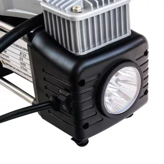   Kompresszor fémházas 12V, LED lámpa, spirál tömlő, nagy teljesítmény