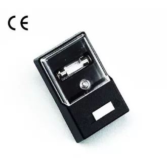 BELSŐVILÁGÍTÁS kapcsolós csomagtérbe