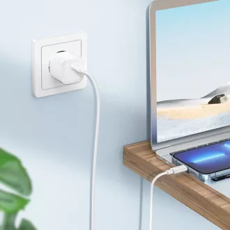 Hoco Töltő és adatkábel Type-C/Lightning csatlakozóval 1 méter PD 20W 2,4A