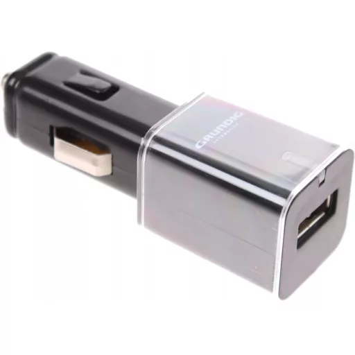 Grundig Szivargyújtó töltő USB, 80 cm micro USB