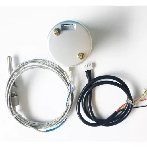 Fehér hátterű OR-LED7708 kipufogógáz hőmérséklet mérő