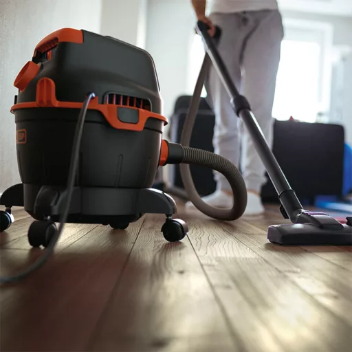 Száraz-nedves porszívó 15L, 1200W, BLACK+DECKER BXVC15PE